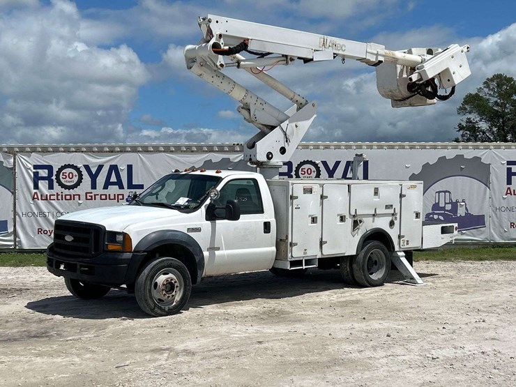 2006-ford-f550-image-5