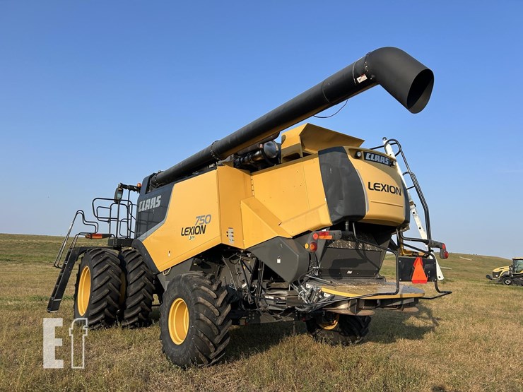 2013-claas-lexion-750-image-13