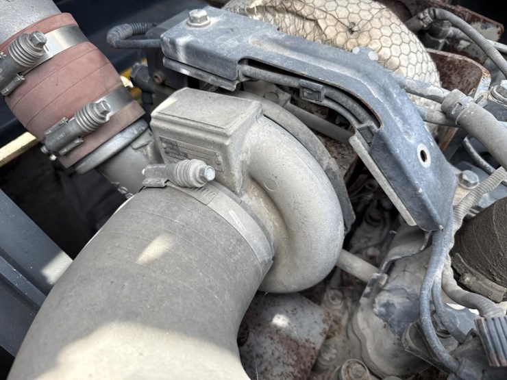 2015-komatsu-pc490-lc-11-image-48