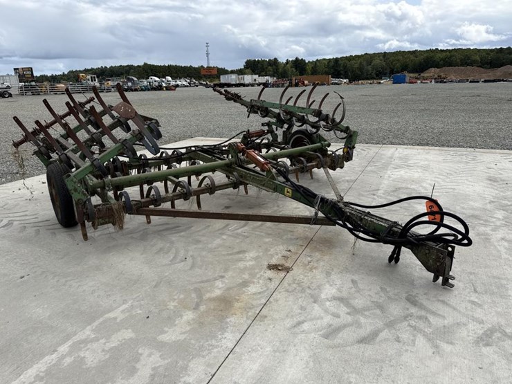 john-deere-18-image-7