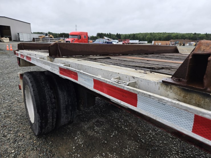 2001-fontaine-48'-flatbed-image-14