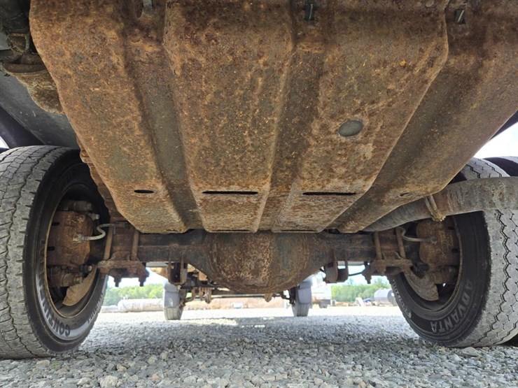 2006-ford-f550-image-34