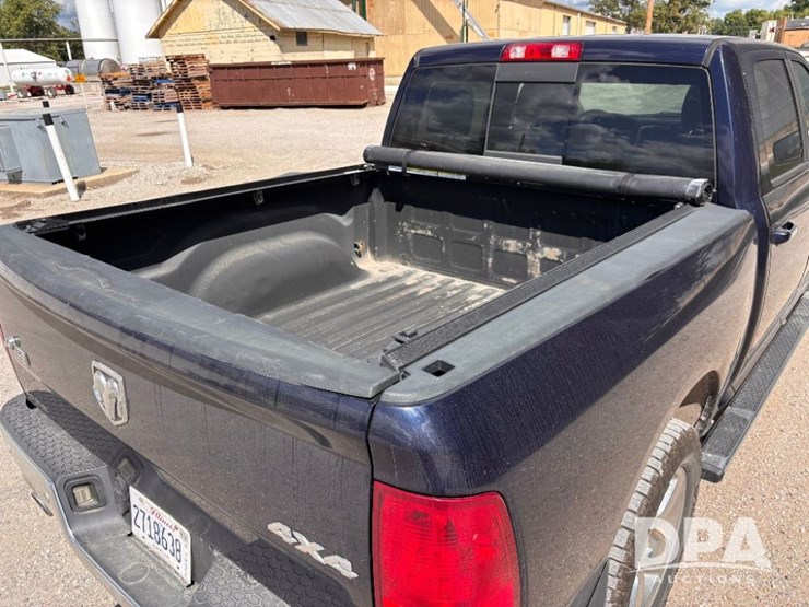 2016-dodge-ram-1500-image-34