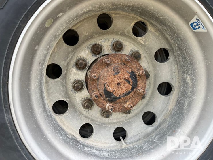 2010-freightliner-business-class-m2-petroleum-truck-(jn2961,-unit-491)-image-40