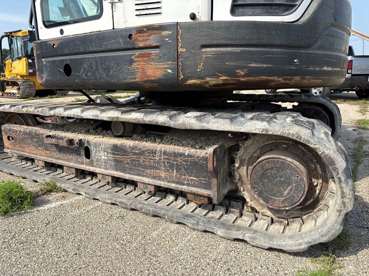 2017-bobcat-e85-image-14