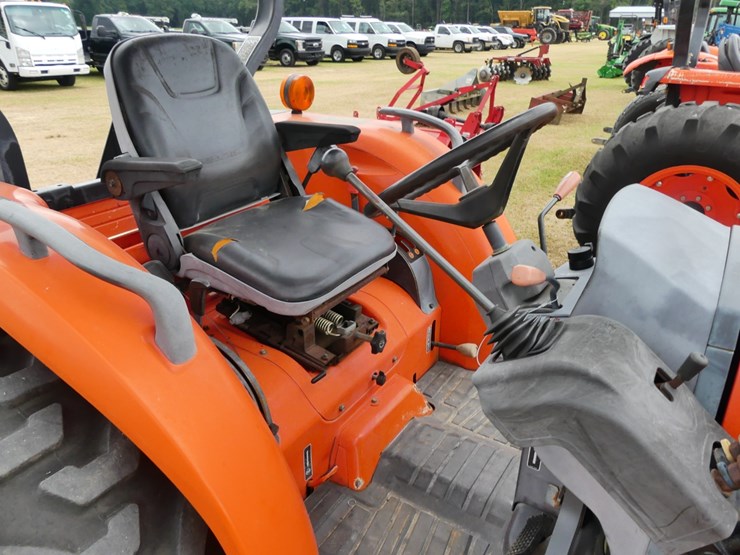 2006-kubota-l3130-image-12
