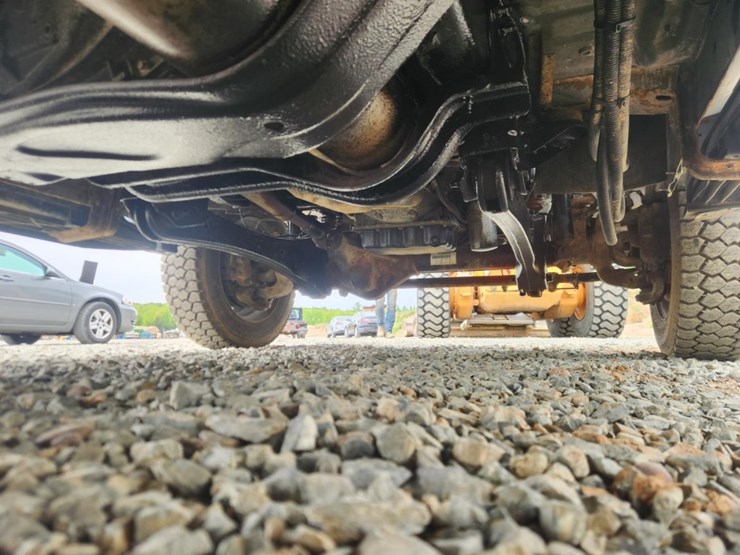 2011-ford-f550-image-67