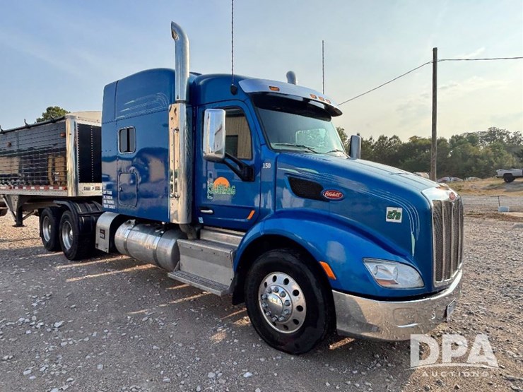 2015-peterbilt-579-image-5
