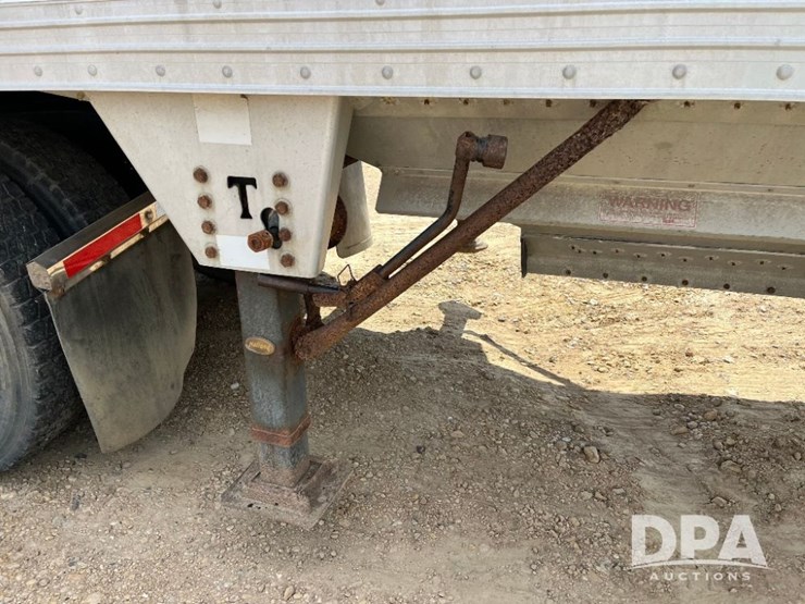 2005-timpte-grain-trailer-image-36