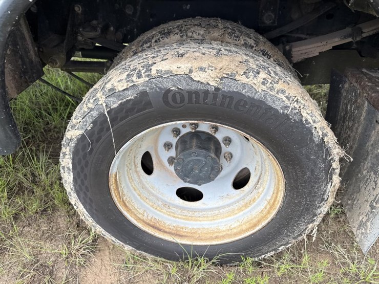 2020-ford-f550-image-58