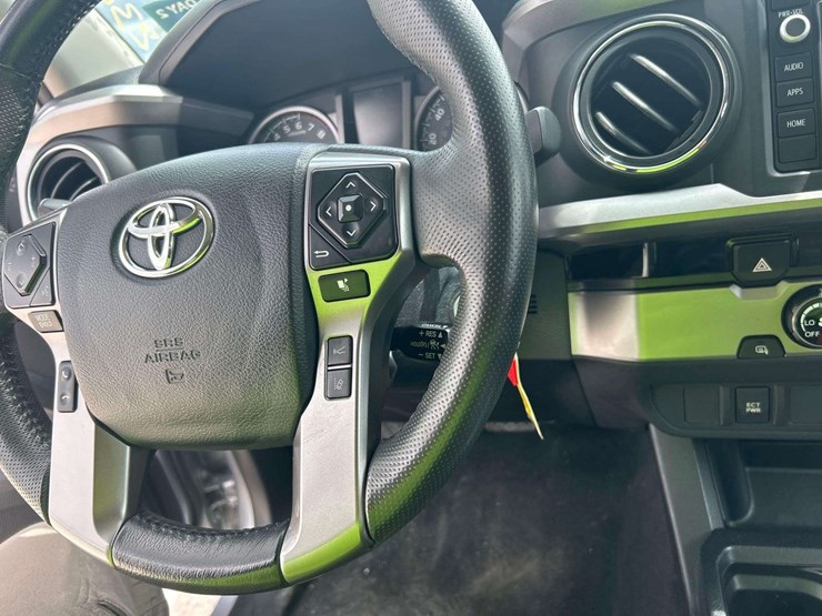 2018-toyota-tacoma-image-14