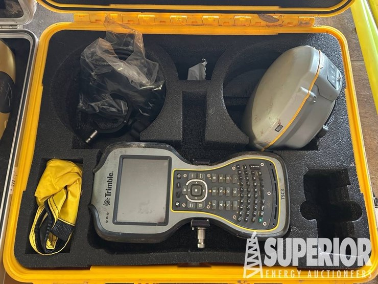 (1-37)-(2)-topcon-&-(1)-trimble-bluetooth-survey-...-image-3