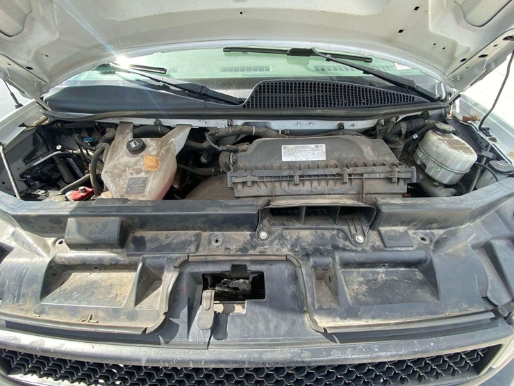2019-chevrolet-express-2500-image-7
