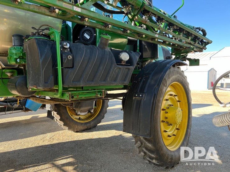 2019-john-deere-r4045-image-6