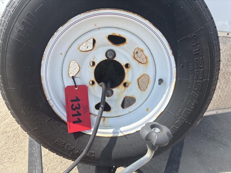 #1311-•-arising-industries-approx-30'-enclosed-trailer-image-21