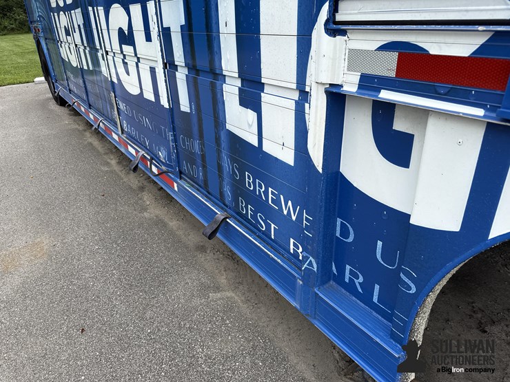 2004-hackney-beverage-trailer-image-17