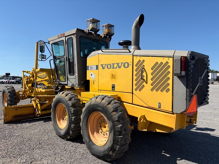 2003-volvo-g720b-image-6