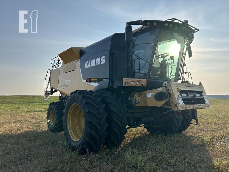 2013-claas-lexion-750-image-11