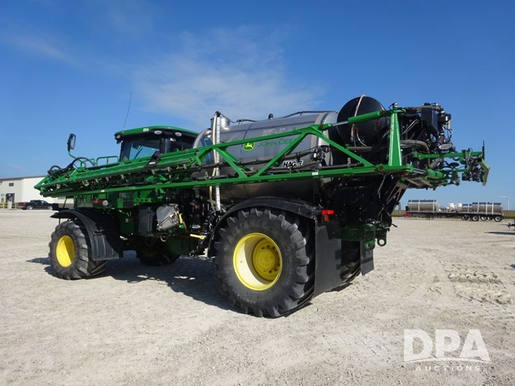 2020-john-deere-f4365-image-36