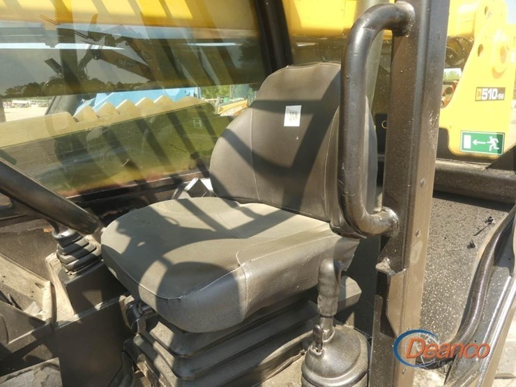 2017-jcb-510-56-image-10