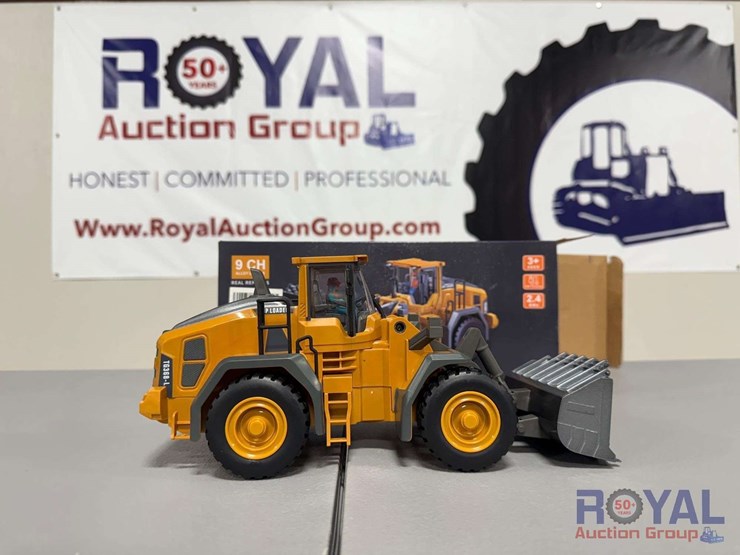 top-rc-9-channel-wheel-loader-image-9