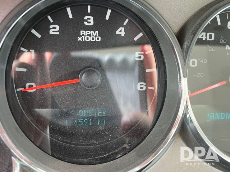 2012-gmc-3500hd-image-48