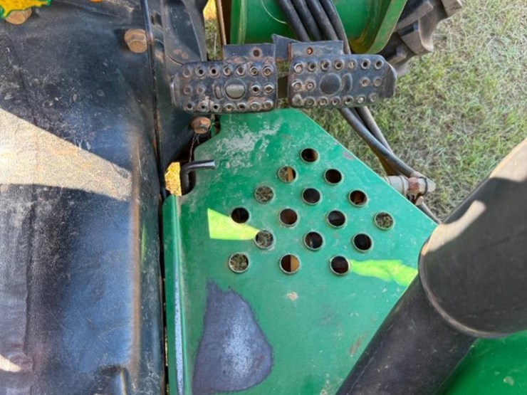 john-deere-5205-image-13