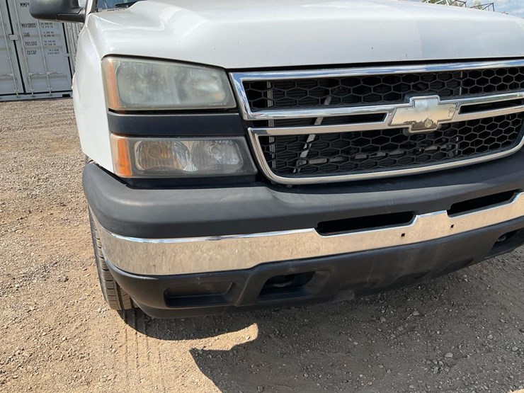 2006-chevrolet-k1500-image-12