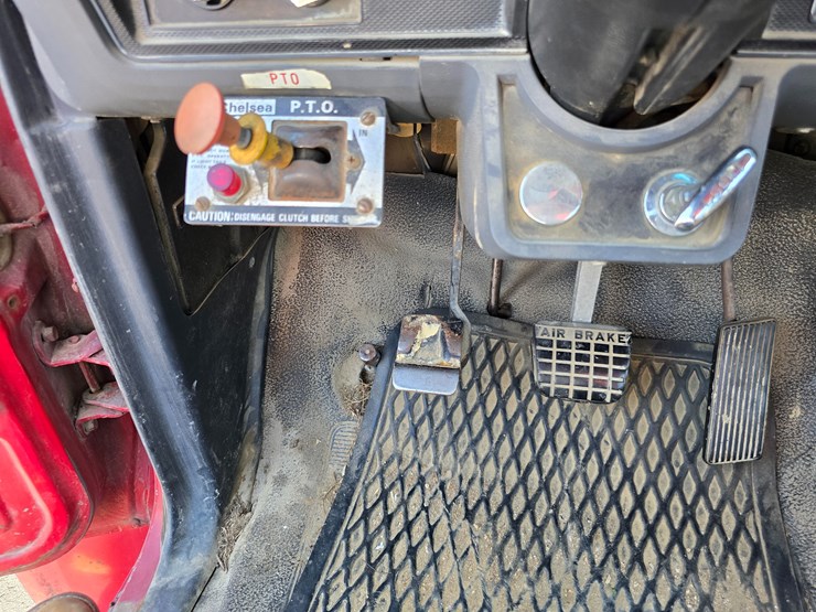 1990-ford-f800-image-67