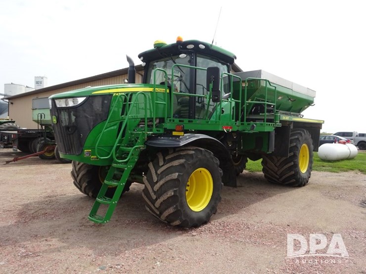 2019-john-deere-f4365-image-2