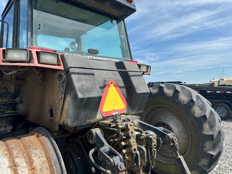 #32184-•-inop-case-international-7140-tractor-image-21
