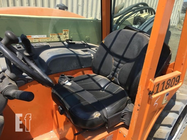 2013-jlg-g5-18a-image-7