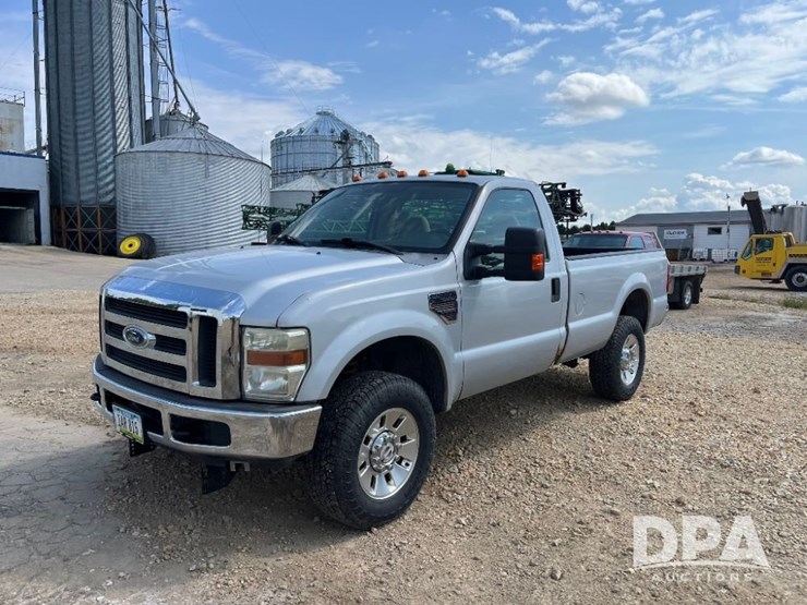 2008-ford-f350-xlt-image-1
