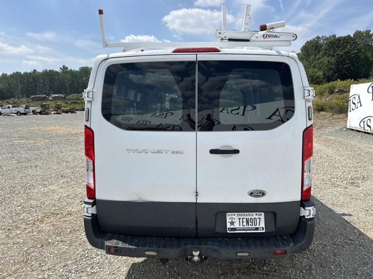 2015-ford-transit-image-4