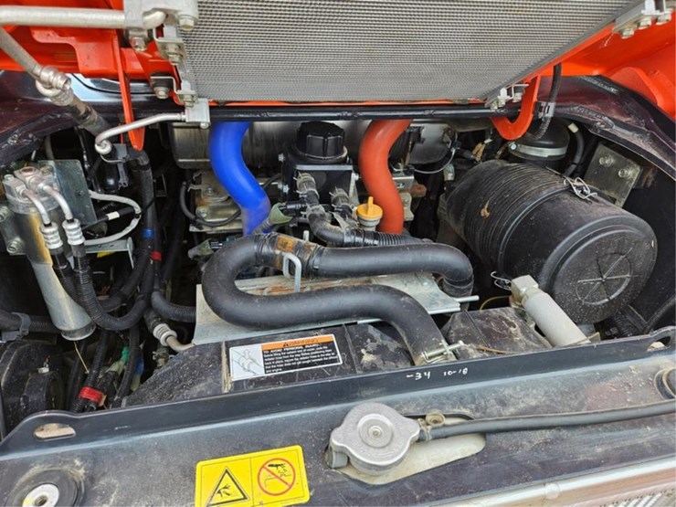 kubota-svl95-2s-image-16
