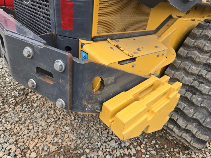 2022-deere-333g-image-28