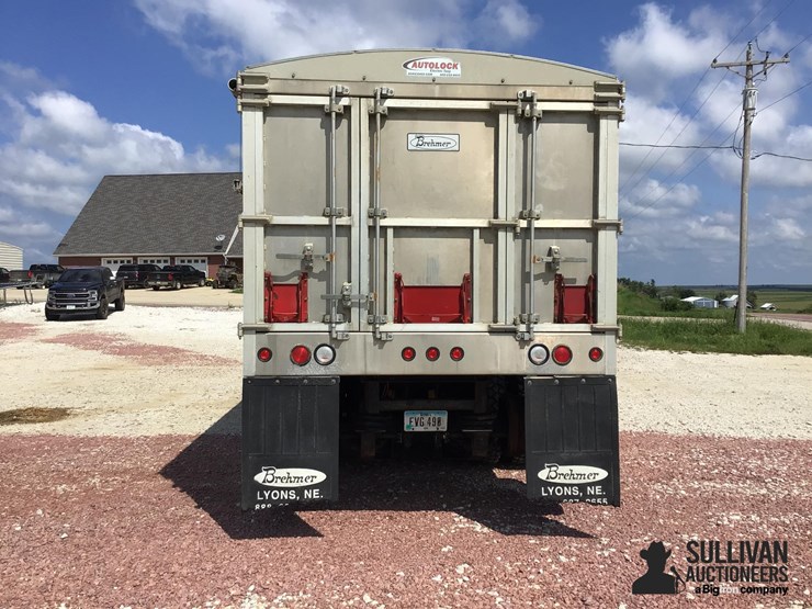 2012-mack-granite-gu713-image-6