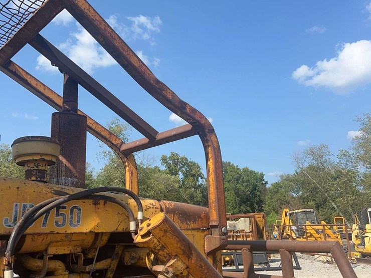 john-deere-750-image-19