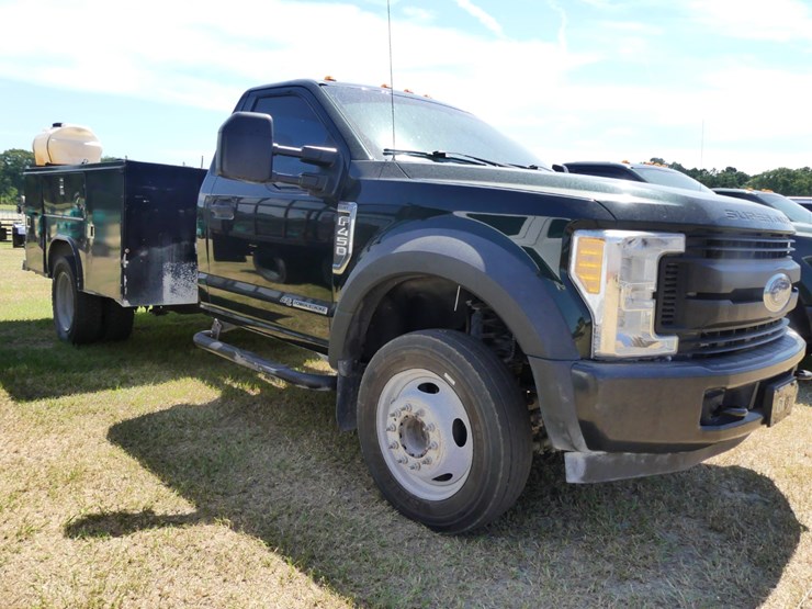 2017-ford-f450-xl-image-2