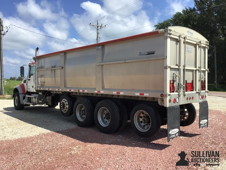2012-mack-granite-gu713-image-7