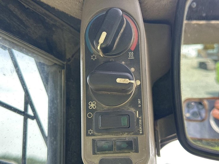 2014-case-sv250-image-47