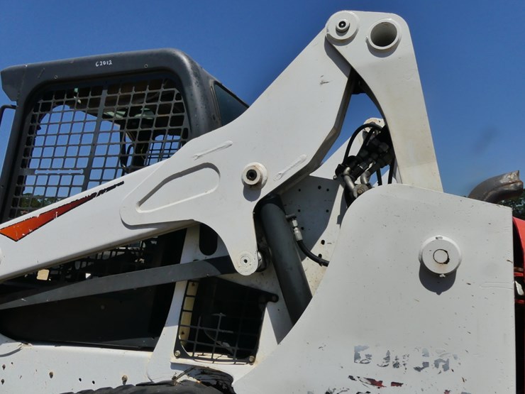 2018-bobcat-t590-image-7