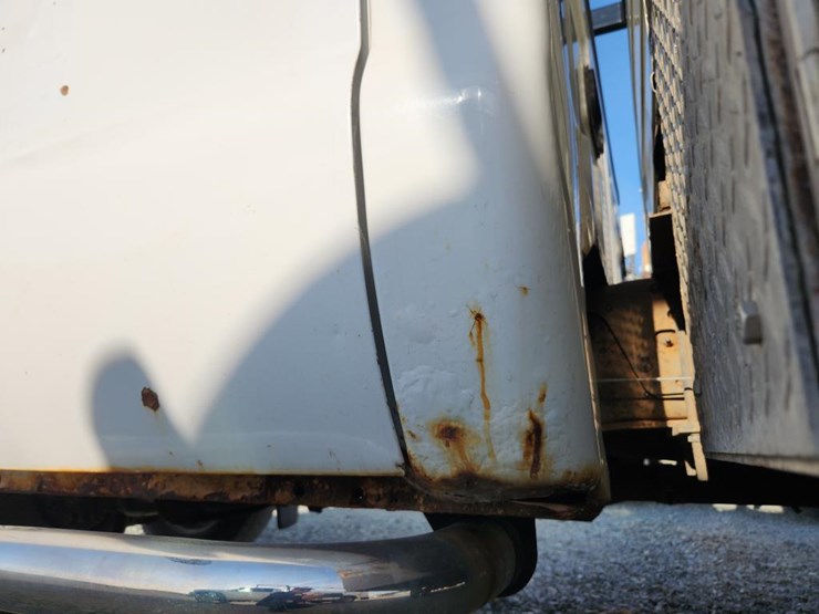 2006-ford-f550-image-19
