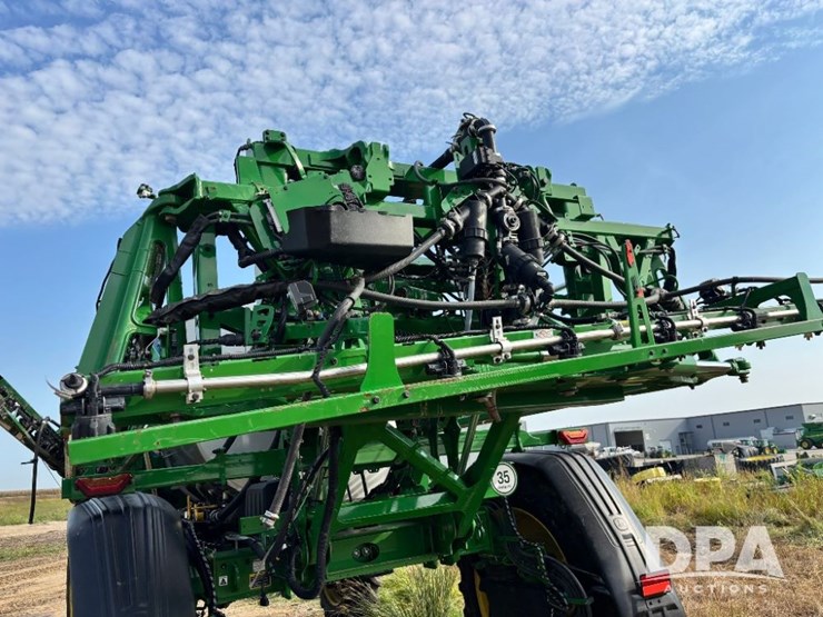 2025-john-deere-616r-image-79