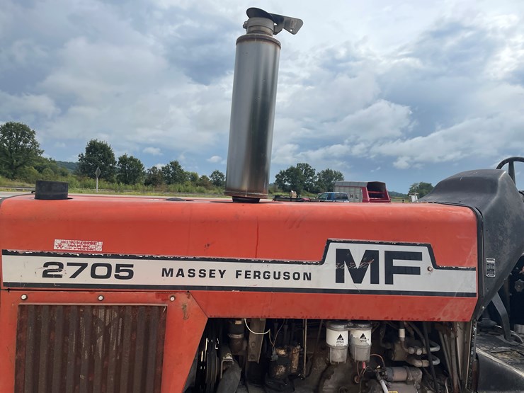 massey-ferguson-2705-image-10