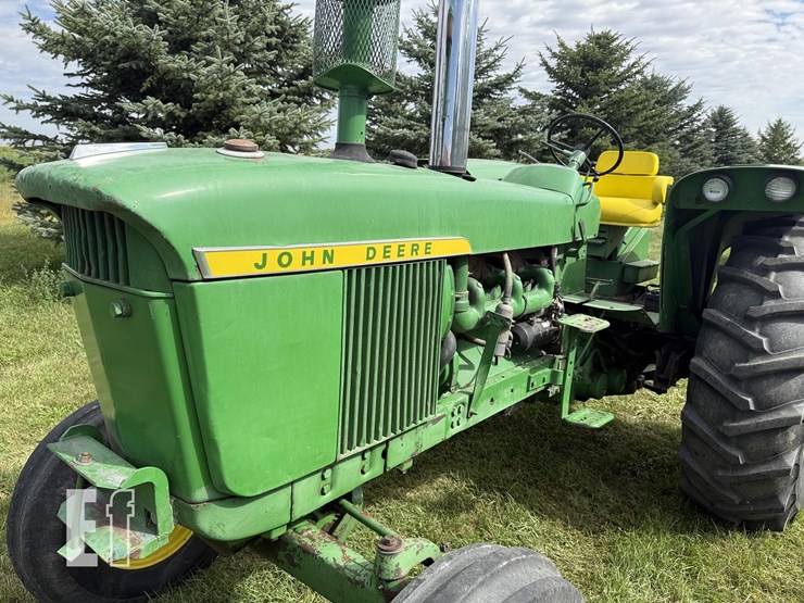 john-deere-4440-image-12