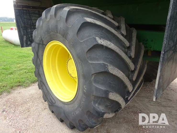 2019-john-deere-f4365-image-60