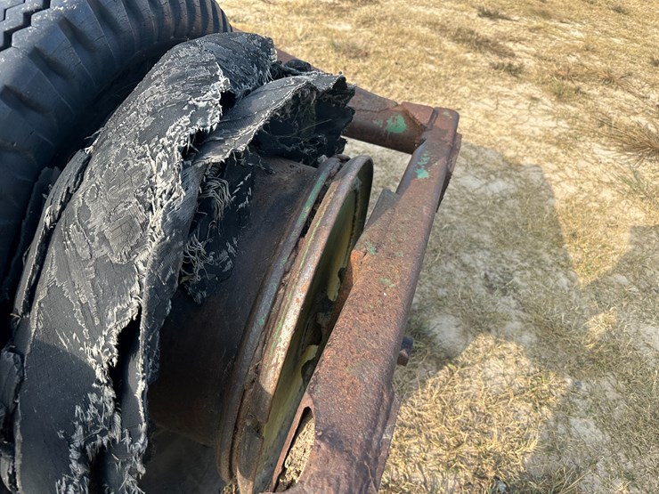 #32197-•-22'-tire-type-packer-image-15