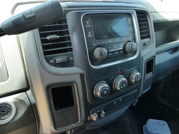 2016-dodge-ram-2500-image-14