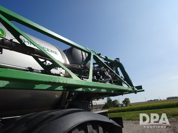 2021-john-deere-f4365-image-75
